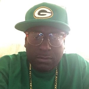 Meet your Posher, Shyrone